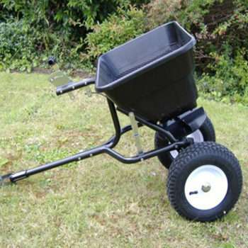 Garden Spreader in use