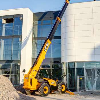JCB 540-170 in use 4