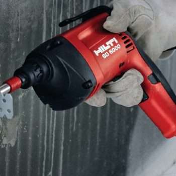 Drywall Screwdriver in use 3