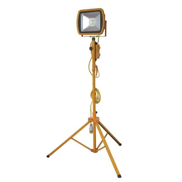 LED 110v 16A Single Light On Stand